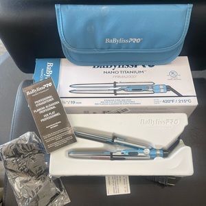 Babylss Pro mini flat iron